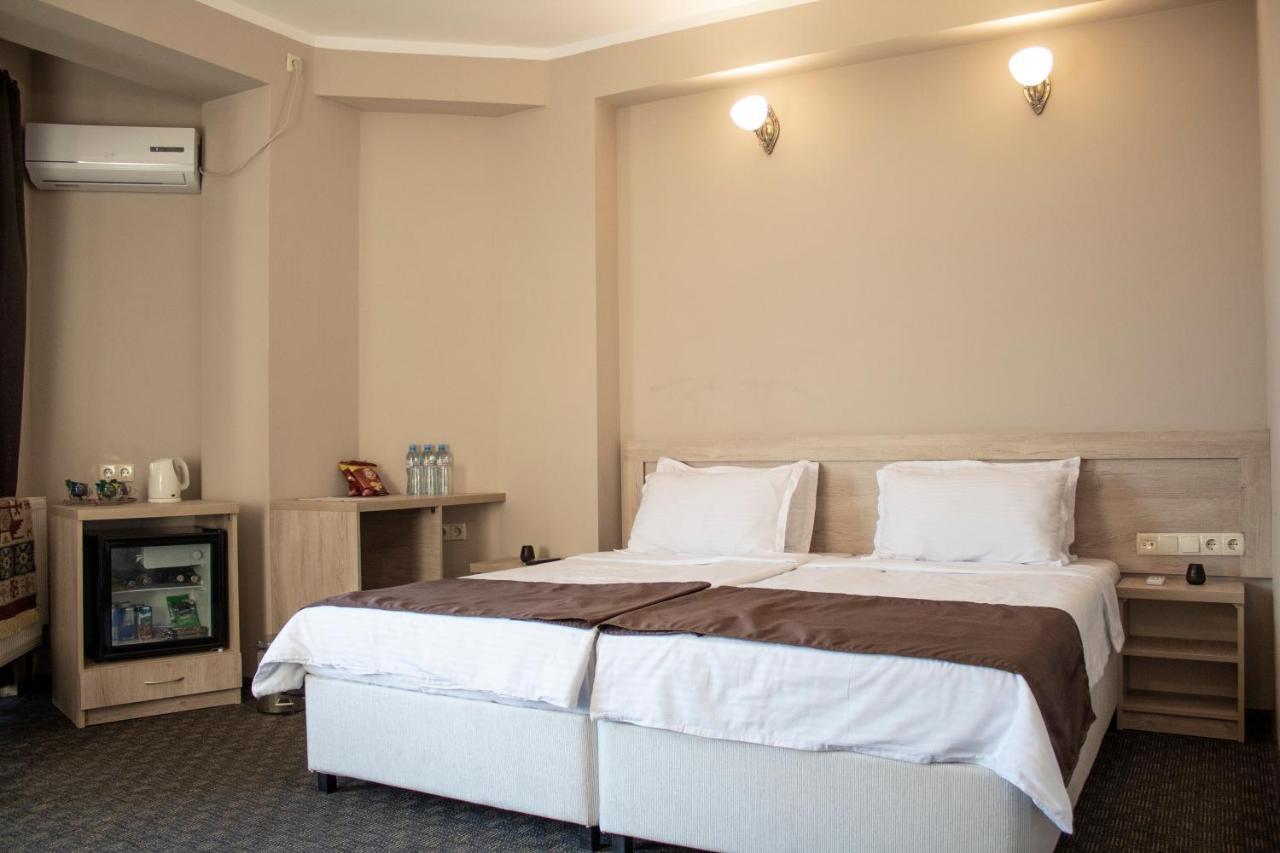 Degustarium Hotel Tbilisi Exterior foto